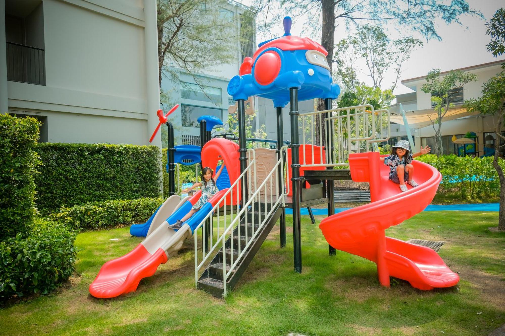 Avani Plus Khao Lak Resort Εξωτερικό φωτογραφία
