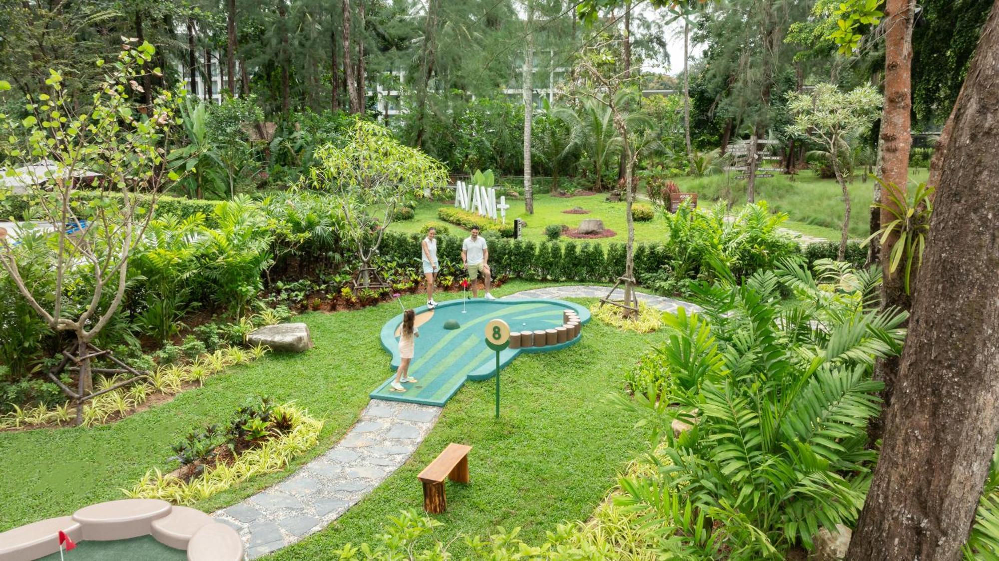 Avani Plus Khao Lak Resort Εξωτερικό φωτογραφία